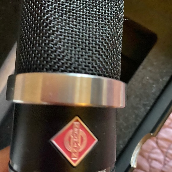 Neumann TLM 102 microphone - Picture 5 of 6